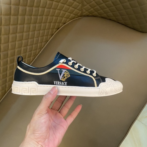 Replica Versace Casual Shoes For Men #1015660 $76.00 USD for Wholesale