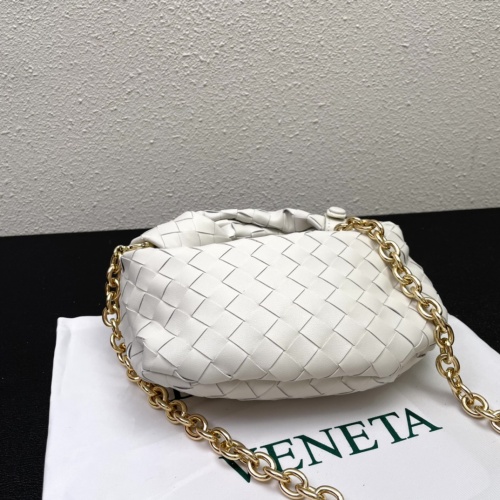 Replica Bottega Veneta BV AAA Quality Handbags For Women #1016002 $102.00 USD for Wholesale