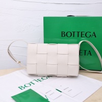 Bottega Veneta BV AAA Quality Messenger Bags For Women #1012404