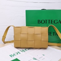 Bottega Veneta BV AAA Quality Messenger Bags For Women #1012405