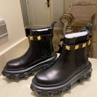 Valentino Boots For Women #1016548