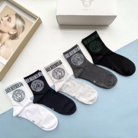 $27.00 USD Versace Socks #1018305