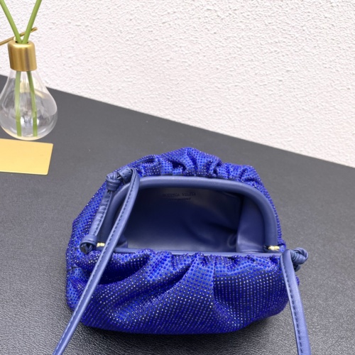 Replica Bottega Veneta BV AAA Quality Messenger Bags For Women #1025291 $96.00 USD for Wholesale