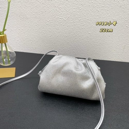 Replica Bottega Veneta BV AAA Quality Messenger Bags For Women #1025293 $96.00 USD for Wholesale
