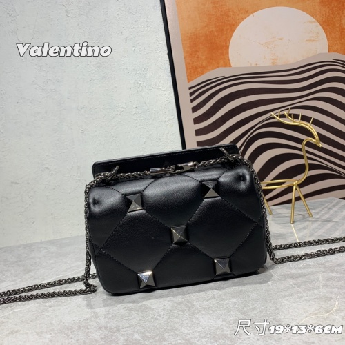 Replica Valentino AAA Quality Messenger Bags For Women #1025396 $98.00 USD for Wholesale