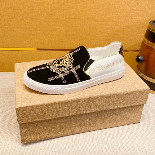 Replica Versace Casual Shoes For Men #1027145 $72.00 USD for Wholesale