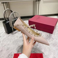 $92.00 USD Valentino Flat Shoes For Women #1024333