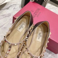 $92.00 USD Valentino Flat Shoes For Women #1024337