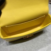 $82.00 USD Celine AAA Quality Messenger Bags For Women #1024979