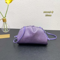 $96.00 USD Bottega Veneta BV AAA Quality Messenger Bags For Women #1025290