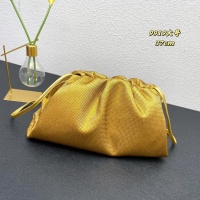 $100.00 USD Bottega Veneta BV AAA Quality Messenger Bags For Women #1025304