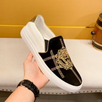 $72.00 USD Versace Casual Shoes For Men #1027145
