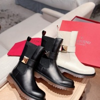 $100.00 USD Valentino Boots For Women #1027334