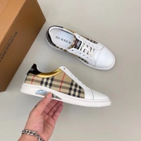 $72.00 USD Burberry Casual Shoes For Men #1028010