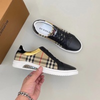$72.00 USD Burberry Casual Shoes For Men #1028011