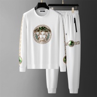 $80.00 USD Versace Tracksuits Long Sleeved For Men #1028318