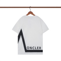 $32.00 USD Moncler T-Shirts Short Sleeved For Unisex #1028429