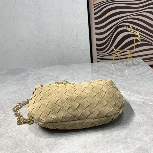 Replica Bottega Veneta BV AAA Quality Messenger Bags For Women #1035232 $122.00 USD for Wholesale