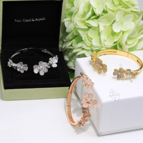 Replica Van Cleef & Arpels Bracelet For Women #1037170 $52.00 USD for Wholesale