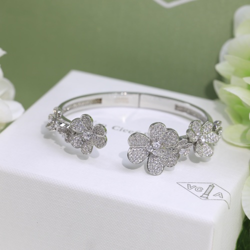 Replica Van Cleef &amp; Arpels Bracelet For Women #1037171, $52.00 USD, [ITEM#1037171], Replica Van Cleef &amp; Arpels Bracelets outlet from China