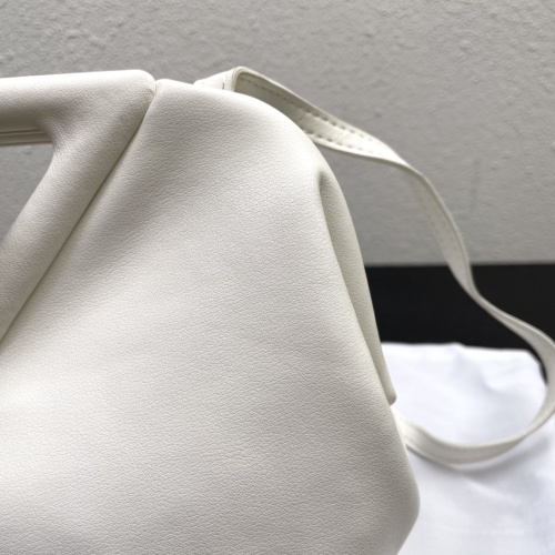 Replica Bottega Veneta BV AAA Quality Messenger Bags For Women #1038635 $105.00 USD for Wholesale