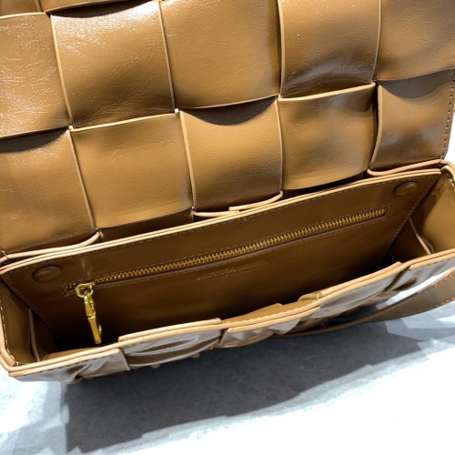 Replica Bottega Veneta BV AAA Quality Messenger Bags For Women #1038643 $102.00 USD for Wholesale