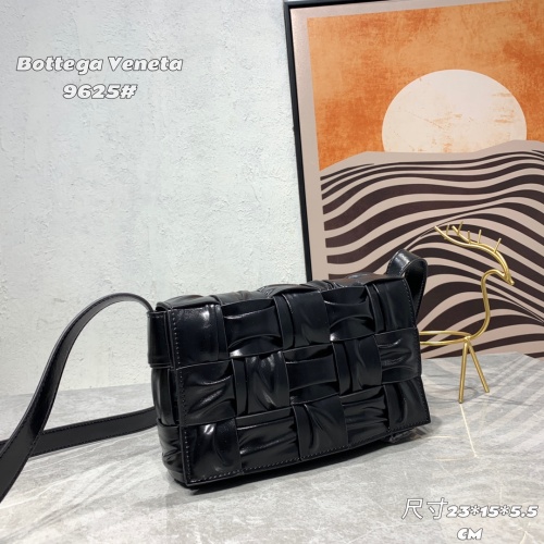 Replica Bottega Veneta BV AAA Quality Messenger Bags For Women #1038646 $102.00 USD for Wholesale