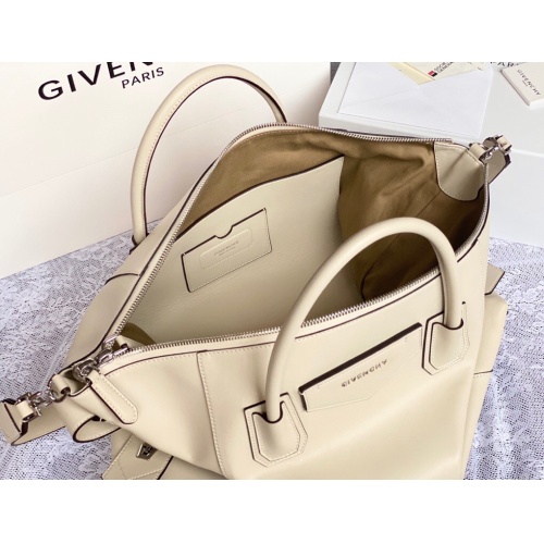 Replica Givenchy AAA Quality Handbags For Women #1038852 $240.00 USD for Wholesale