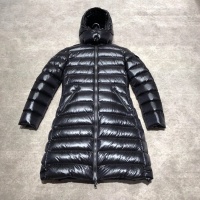 Moncler Down Feather Coat Long Sleeved For Women #1032043