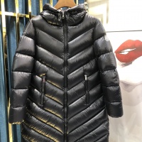 $280.99 USD Moncler Down Feather Coat Long Sleeved For Women #1032190