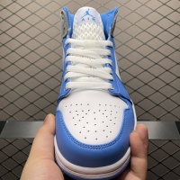 $112.00 USD Air Jordan-1-Mid For Men #1034565
