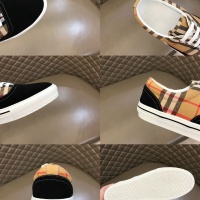 $80.00 USD Burberry Casual Shoes For Men #1037612