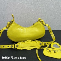 $122.00 USD Balenciaga AAA Quality Messenger Bags For Women #1038593