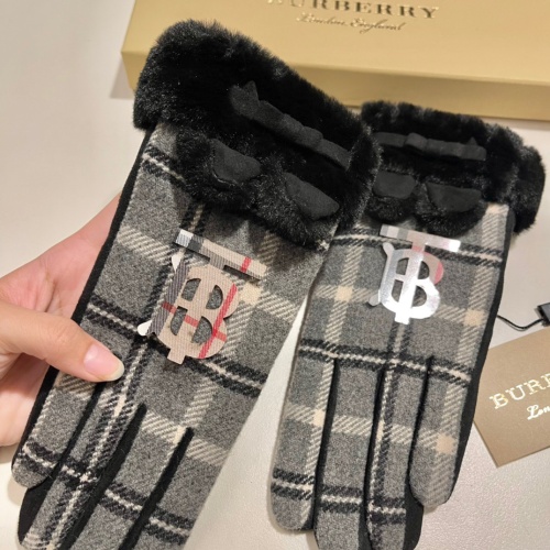 Replica Burberry Gloves For Women #1046998 $40.00 USD for Wholesale