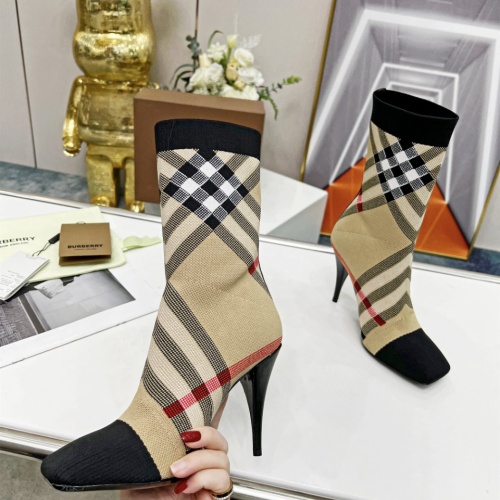 Replica Burberry Boots For Women #1049850 $130.00 USD for Wholesale