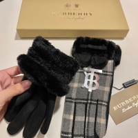$40.00 USD Burberry Gloves For Women #1046998