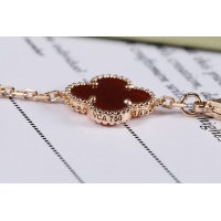 $39.00 USD Van Cleef & Arpels Bracelet For Women #1050508