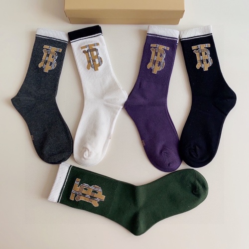 Replica Burberry Socks #1055502 $27.00 USD for Wholesale