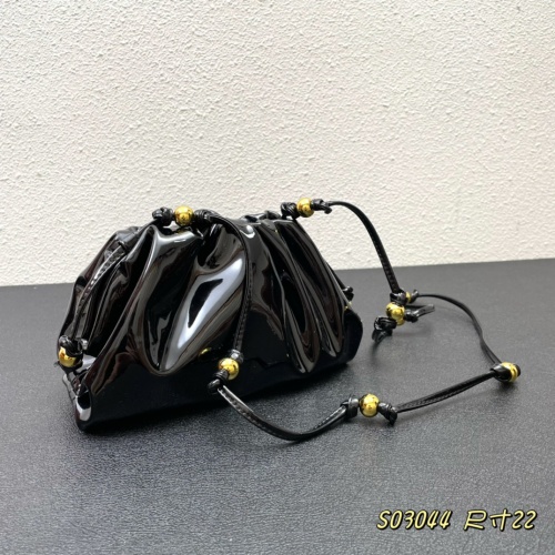 Replica Bottega Veneta BV AAA Quality Messenger Bags For Women #1057104 $92.00 USD for Wholesale