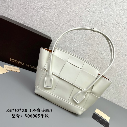 Replica Bottega Veneta BV AAA Quality Handbags For Women #1057221, $115.00 USD, [ITEM#1057221], Replica Bottega Veneta BV AAA Handbags outlet from China