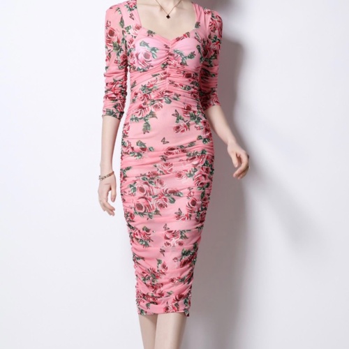 Replica Valentino Dresses Short Sleeved For Women #1062187, $64.00 USD, [ITEM#1062187], Replica Valentino Dresses outlet from China