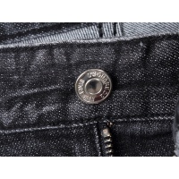 $60.00 USD Dsquared Jeans For Men #1055380