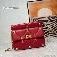 $108.00 USD Valentino AAA Quality Messenger Bags For Women #1057187