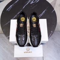 $82.00 USD Versace Casual Shoes For Men #1058190