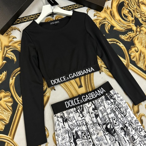 Replica Dolce & Gabbana D&G Tracksuits Middle Sleeved For Women #1072632 $108.00 USD for Wholesale