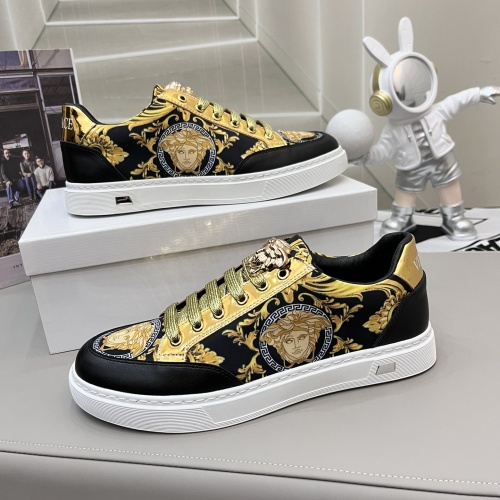 Replica Versace Casual Shoes For Men #1077324 $72.00 USD for Wholesale