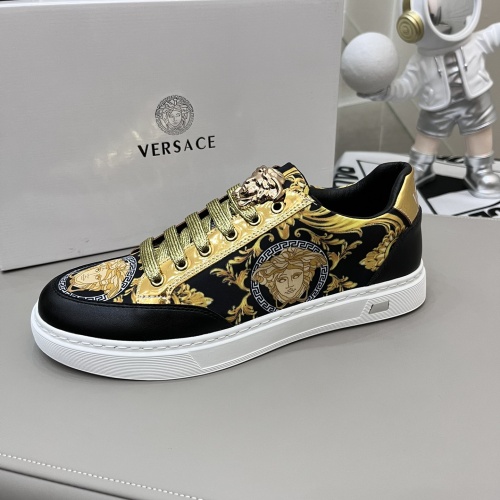 Replica Versace Casual Shoes For Men #1077324 $72.00 USD for Wholesale