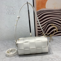 $92.00 USD Bottega Veneta BV AAA Quality Shoulder Bags For Women #1069501