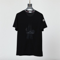 $32.00 USD Moncler T-Shirts Short Sleeved For Unisex #1072366