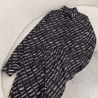 $125.00 USD Balenciaga Fashion Tracksuits Long Sleeved For Women #1072670